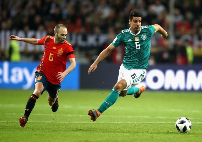 D2AE1982-7F9E-4D45-9B48-70773C451A49